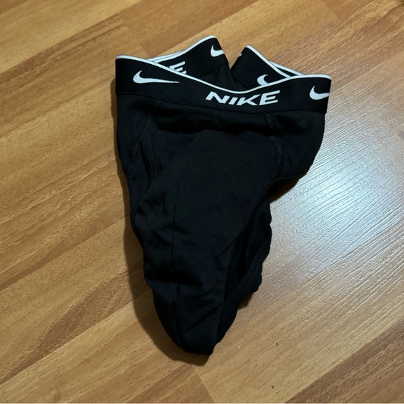 Nike Black Brief-Everyday Performance Dri-FIT - Picture 10 of 10